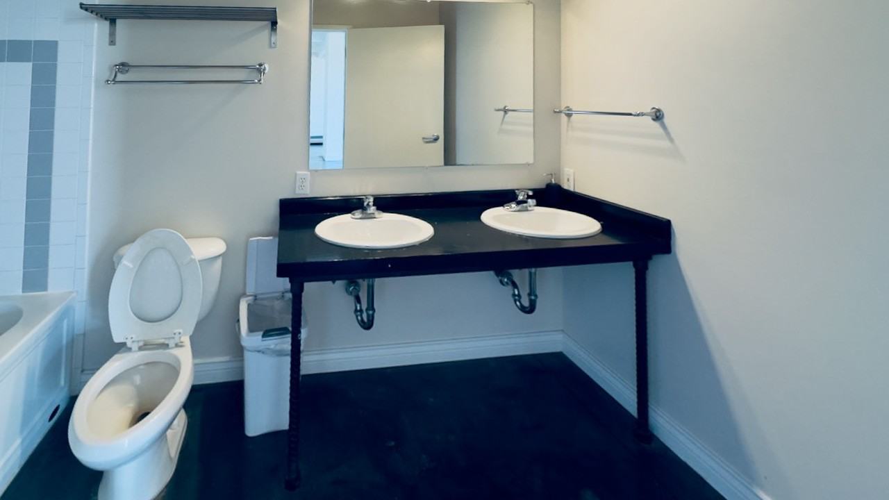 1777 East 39th AvenueUnit 306 #306 - Photo 3 of 12