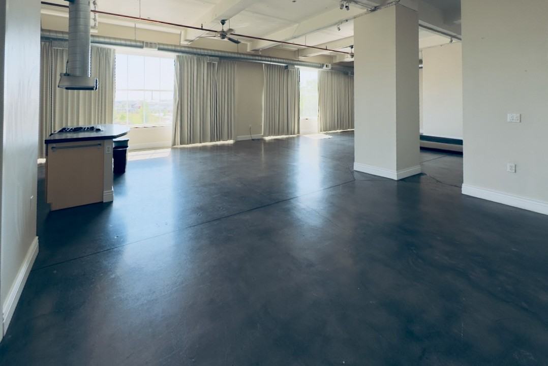 1777 East 39th AvenueUnit 306 #306 - Photo 5 of 12