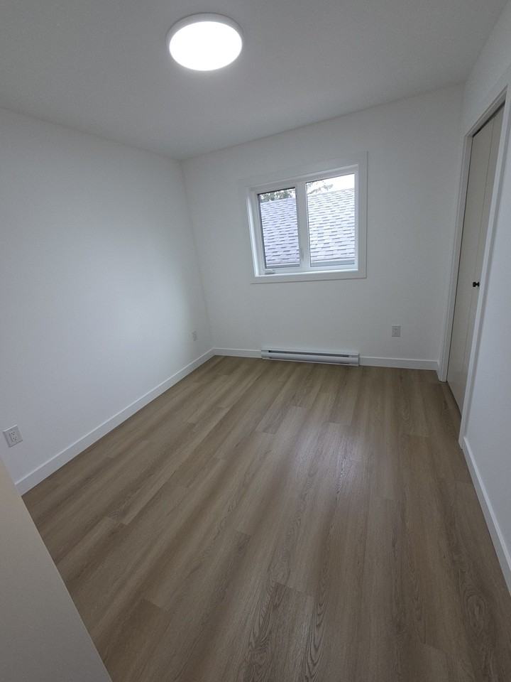 223A Parkview Street - Photo 3 of 9