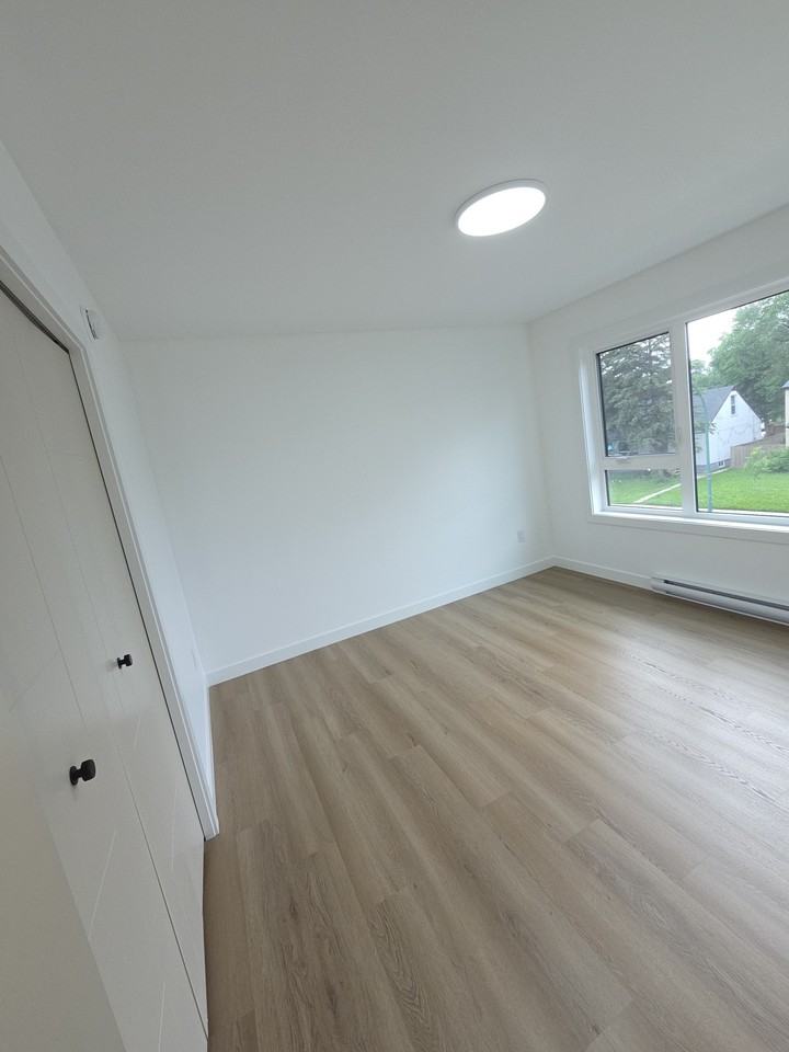 223A Parkview Street - Photo 4 of 9