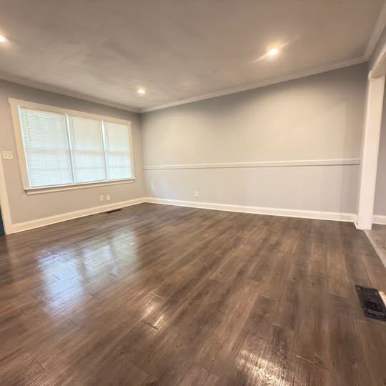 441 Meadowbrook Dr Se #1 - Photo 4 of 10