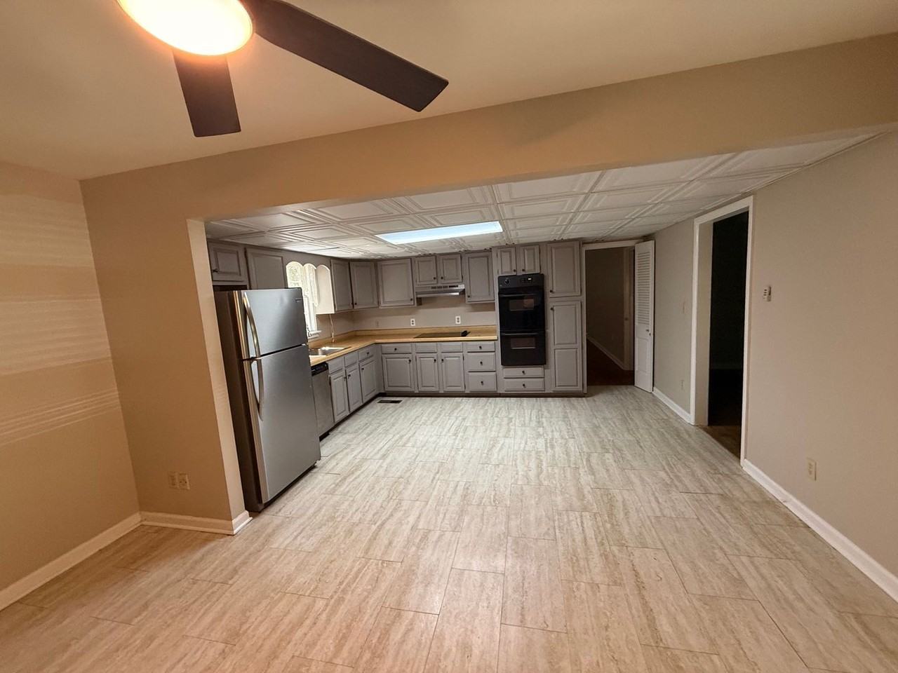 36 Beechwood Dr - Photo 4 of 17