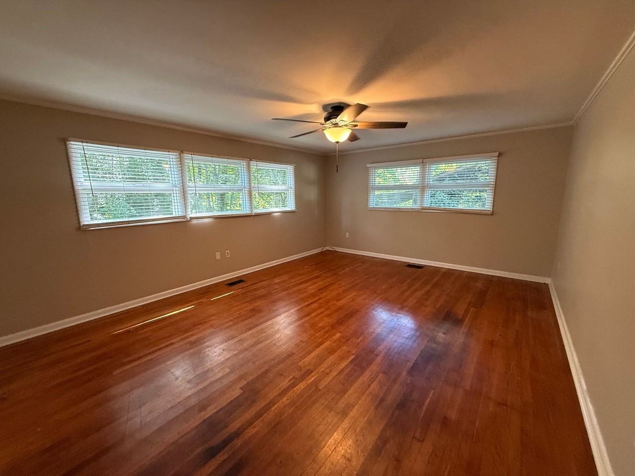 36 Beechwood Dr - Photo 5 of 17