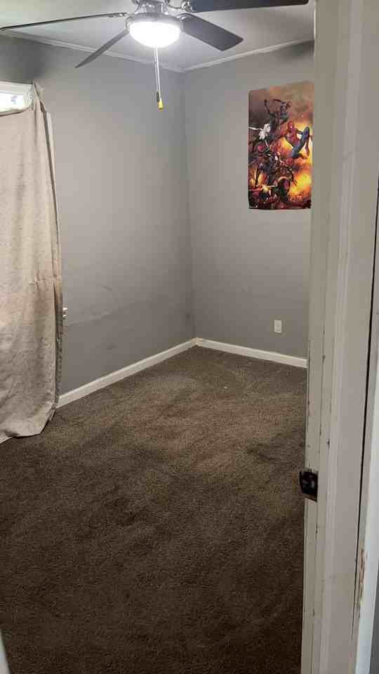 820 S Western Ave - Photo 5 of 18