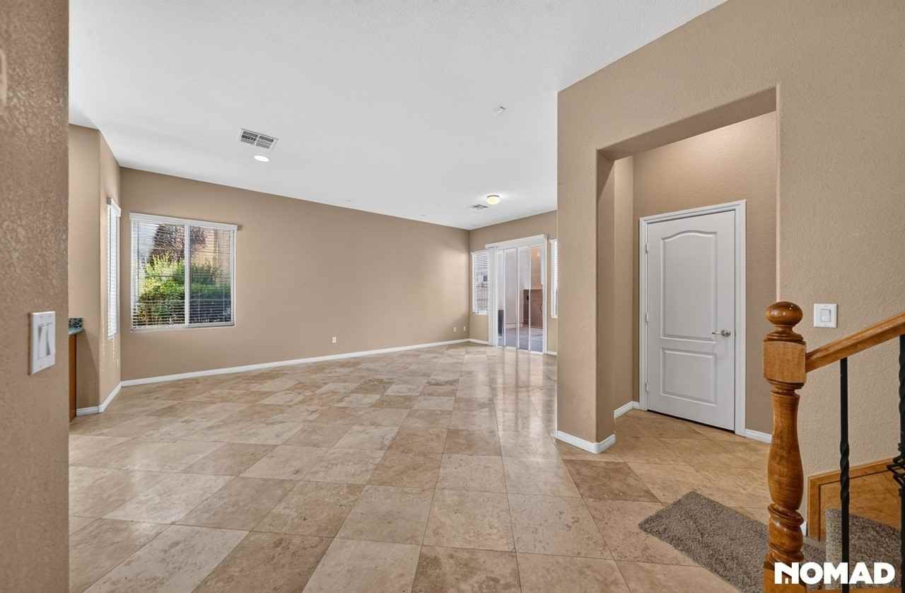 1902 Hollywell St - Photo 3 of 42