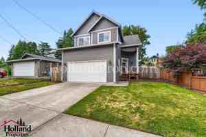 featured image of 3228 Se Filbert St