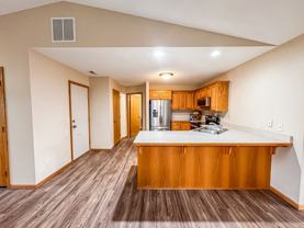 1560B Gunston Dr - Photo 1 of 1