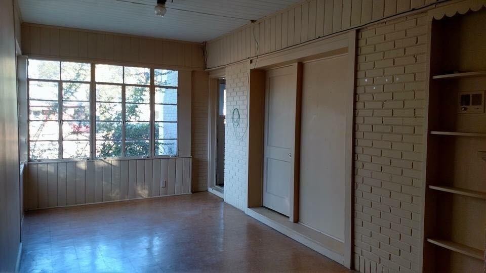 102 Pine St - Photo 5 of 11