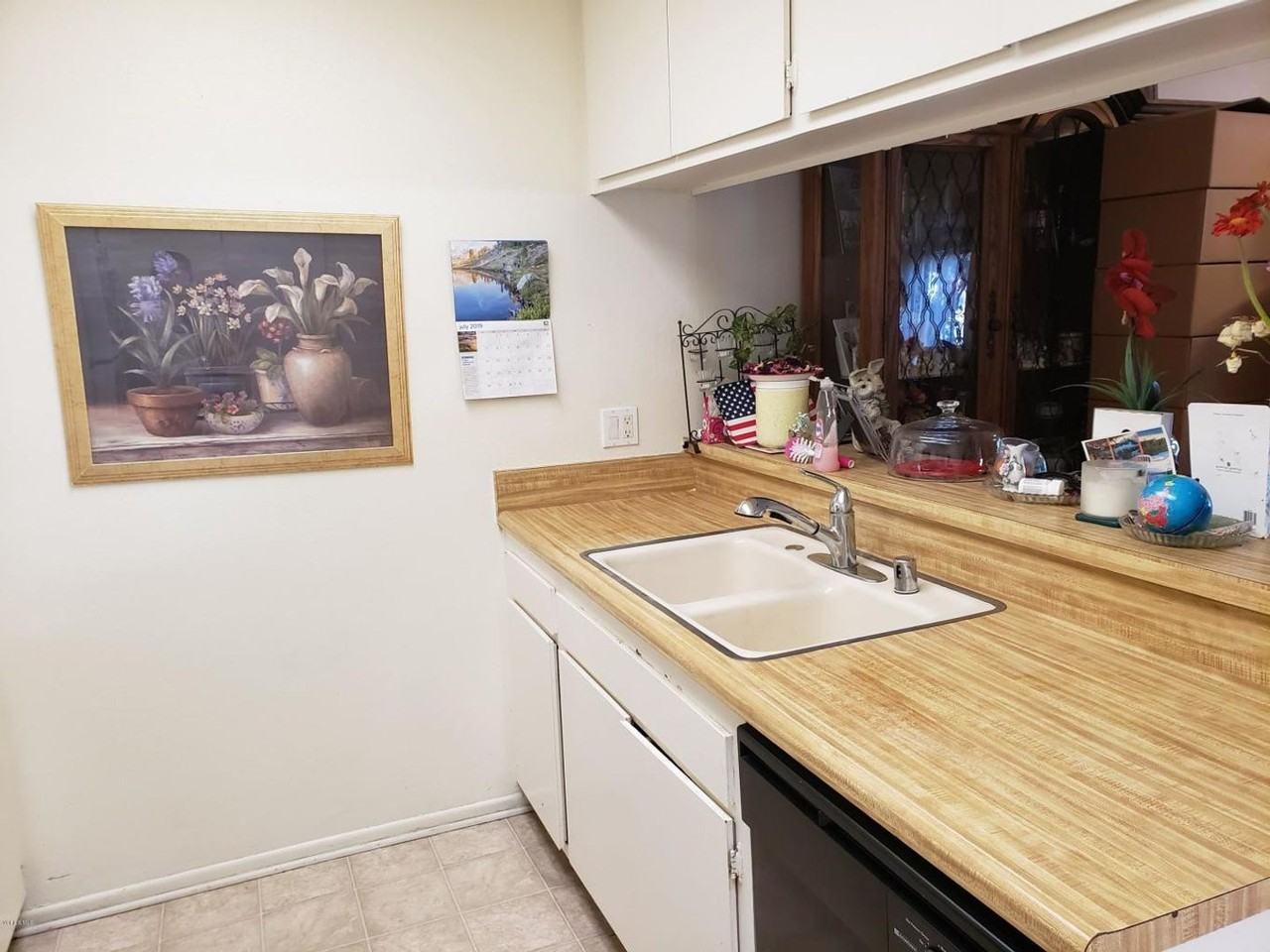 2781 Bolker Dr - Photo 4 of 7