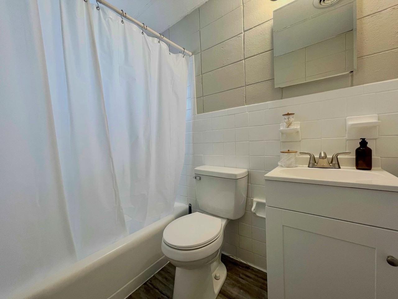 2053 2053 Coburn Avenue Blvd. 4 - Photo 4 of 6