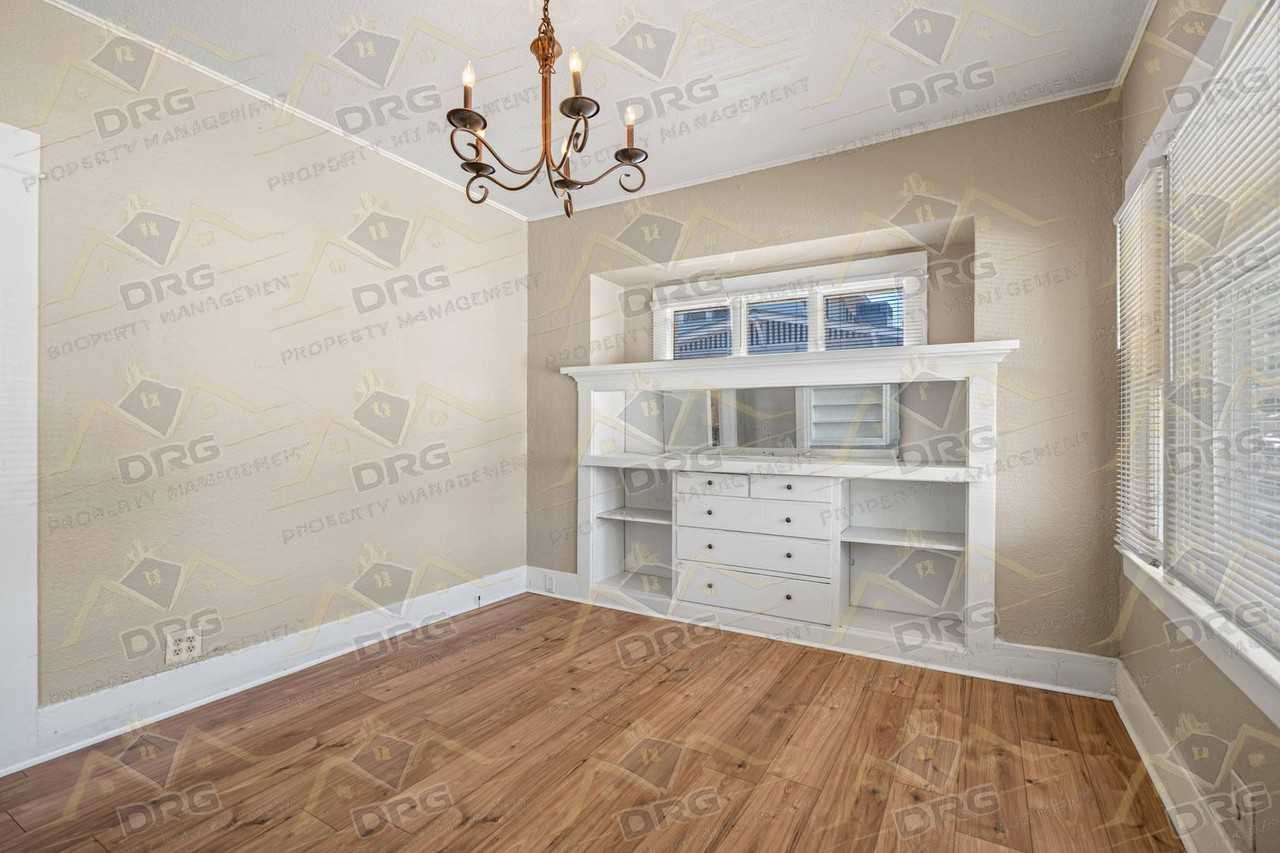 120 Johnson St - Photo 4 of 33