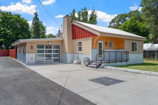 14420 E Wellesley Ave - Photo 1 of 1