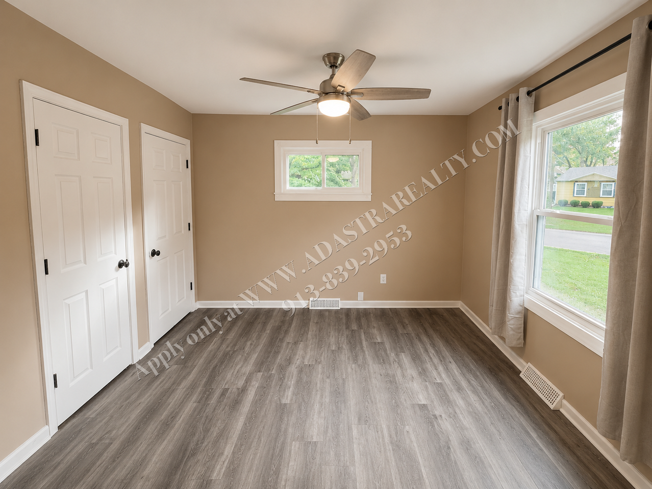 9923 England Dr - Photo 6 of 15