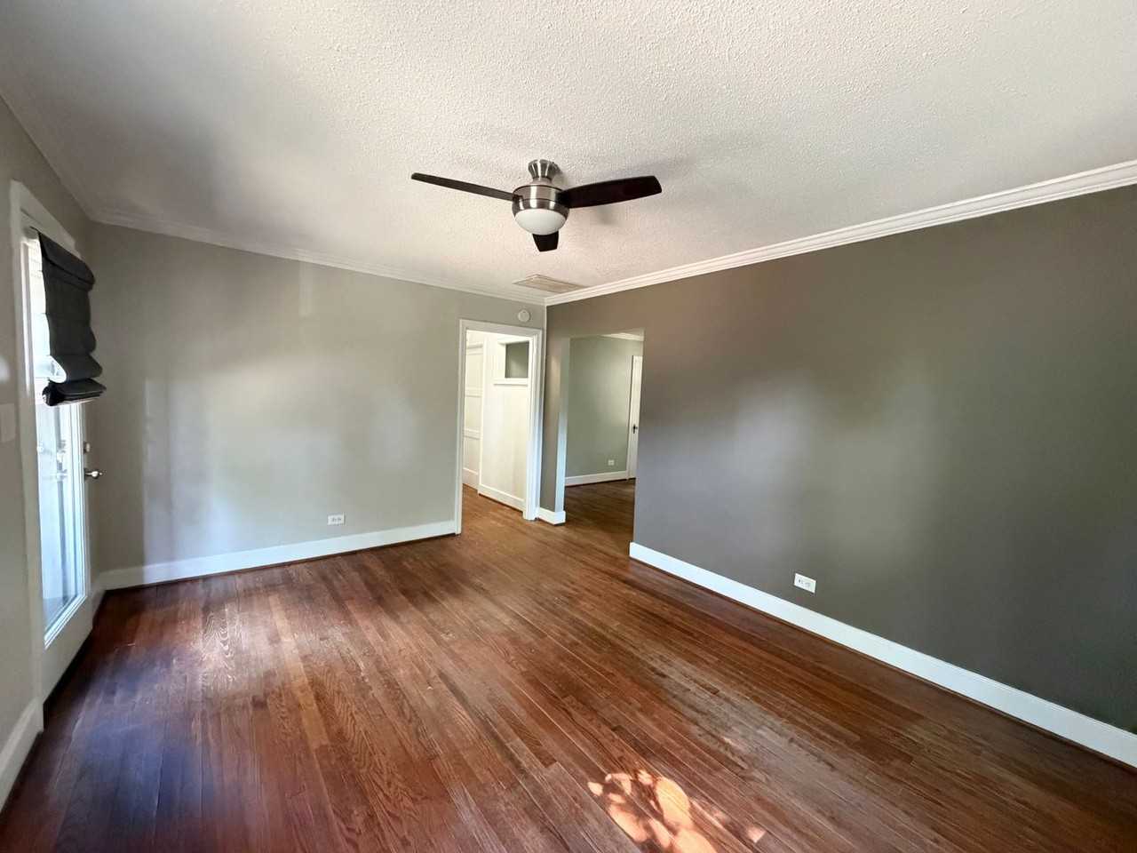 1627 Mason Ln - Photo 2 of 23