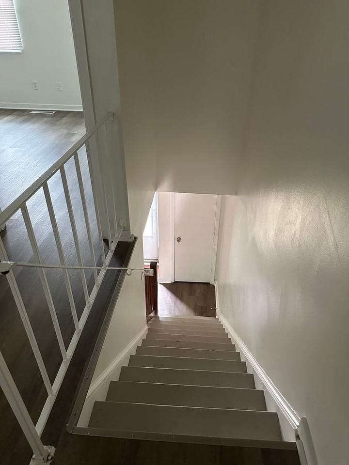 202 Devonshire Rd - Photo 6 of 14