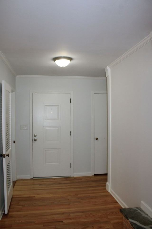916 Stanton Dr - Photo 3 of 36