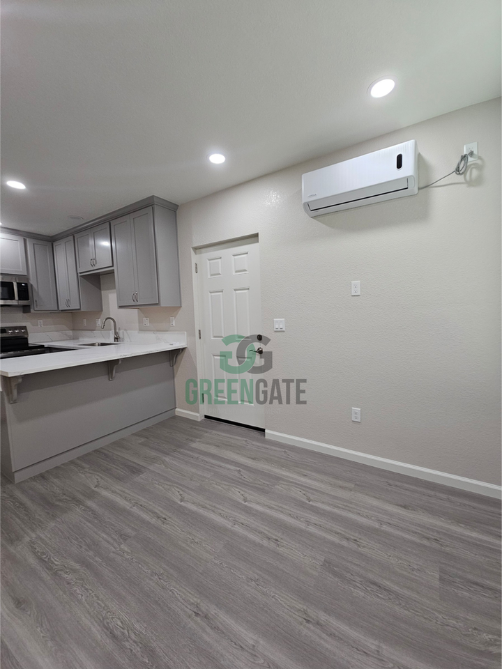 3105 E Orangeburg Ave - Photo 5 of 20