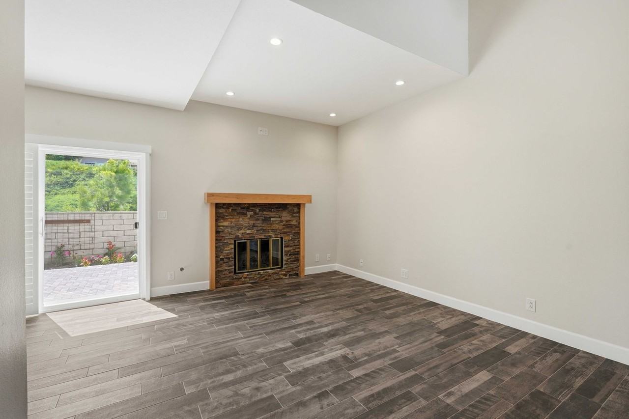 22834 Banyan Pl #26 - Photo 3 of 26