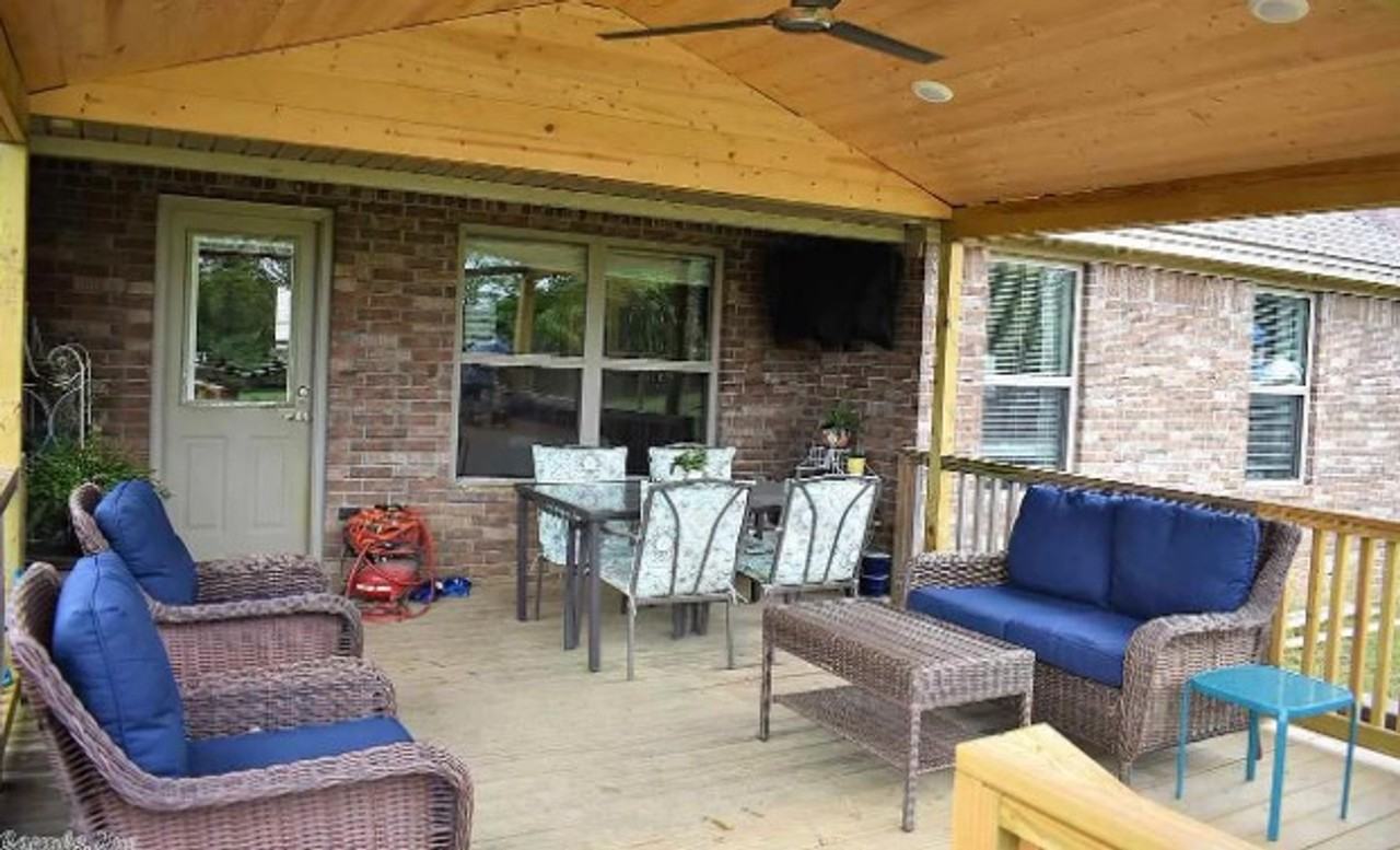 2734 Ridgewood Rd - Photo 3 of 50