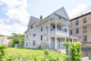 180 Willow St 1st Fl - Photo 1 of 1