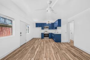 featured image of 1332 Walnut Ave