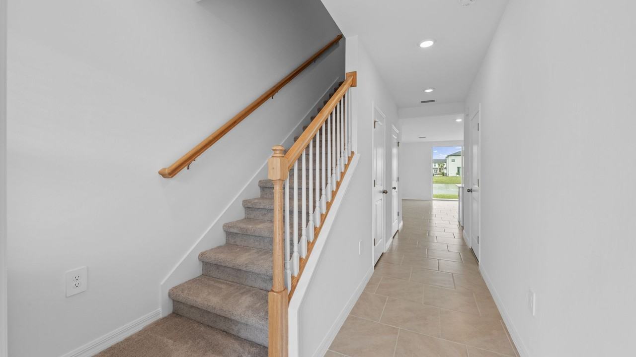 4215 4215 CATERINA CT  NORTH FORT MYERS, FL 33917 - Photo 4 of 41
