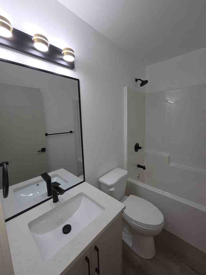 223A Parkview Street - Photo 6 of 9