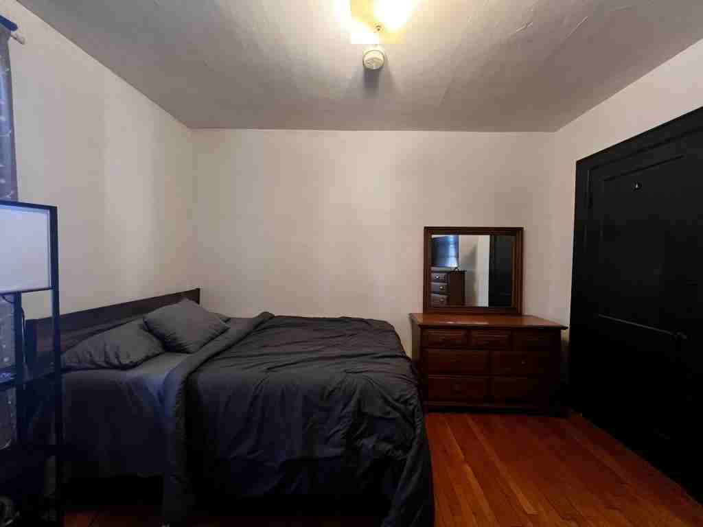 31 Pleasant St - Photo 7 of 10