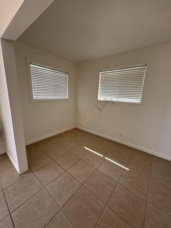 3099 E Northfield Ave - Photo 3 of 7