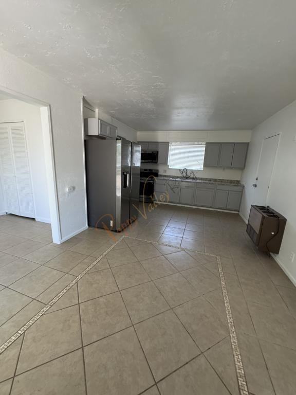 3099 E Northfield Ave - Photo 4 of 7