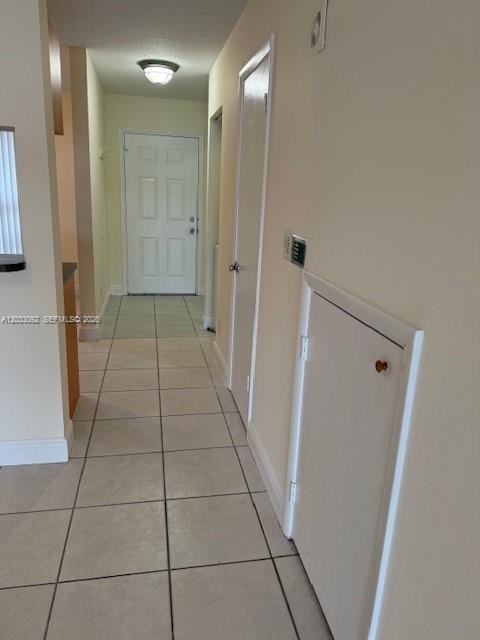 2856 Cambridge Ln - Photo 3 of 10