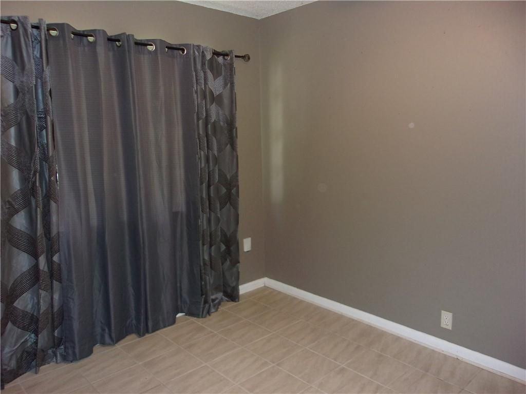 3550 Randy Ct - Photo 3 of 8