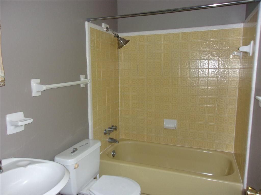 3550 Randy Ct - Photo 6 of 8