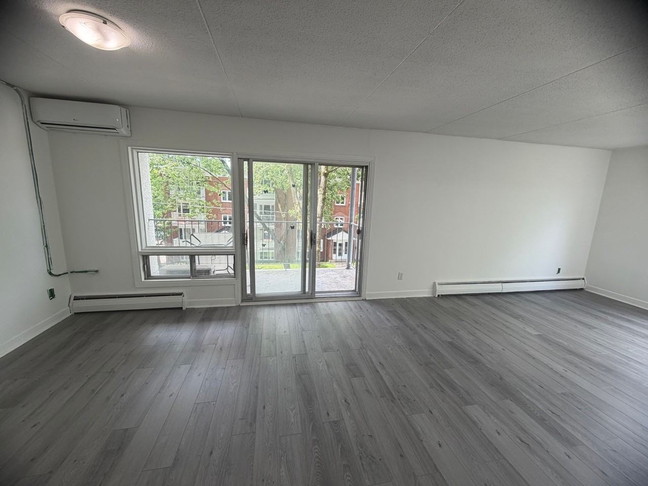 2300 2e Avenue - Photo 7 of 50