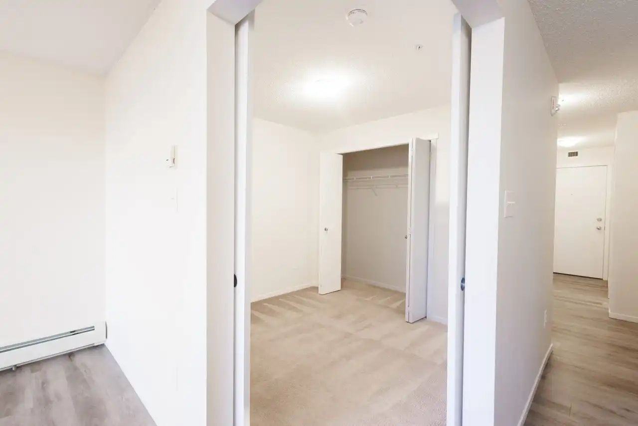 615 Secord Blvd NW - Photo 2 of 24