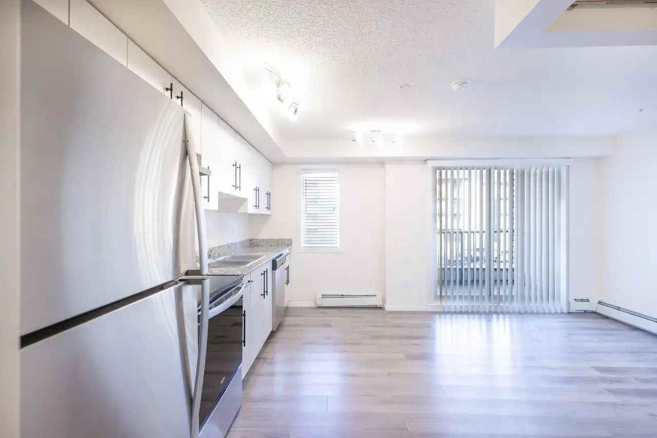615 Secord Blvd NW - Photo 5 of 24