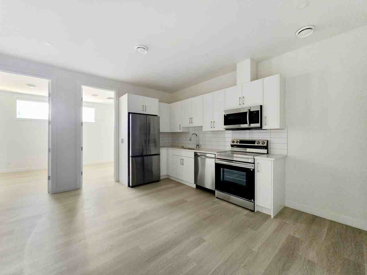 2108 Home Road NW, Calgary, AB - Photo 2 of 8