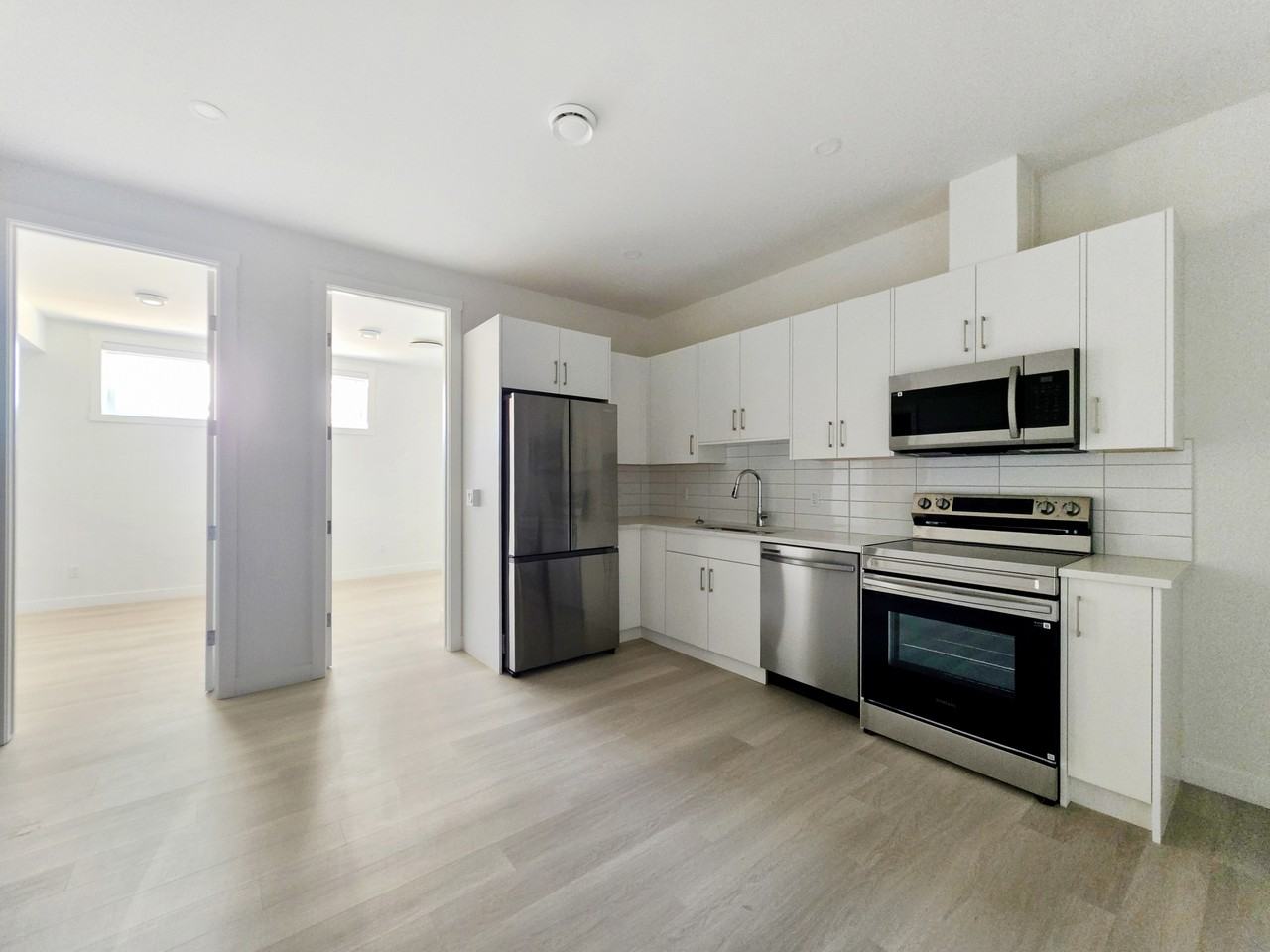 2108 Home Road NW, Calgary, AB - Photo 3 of 8