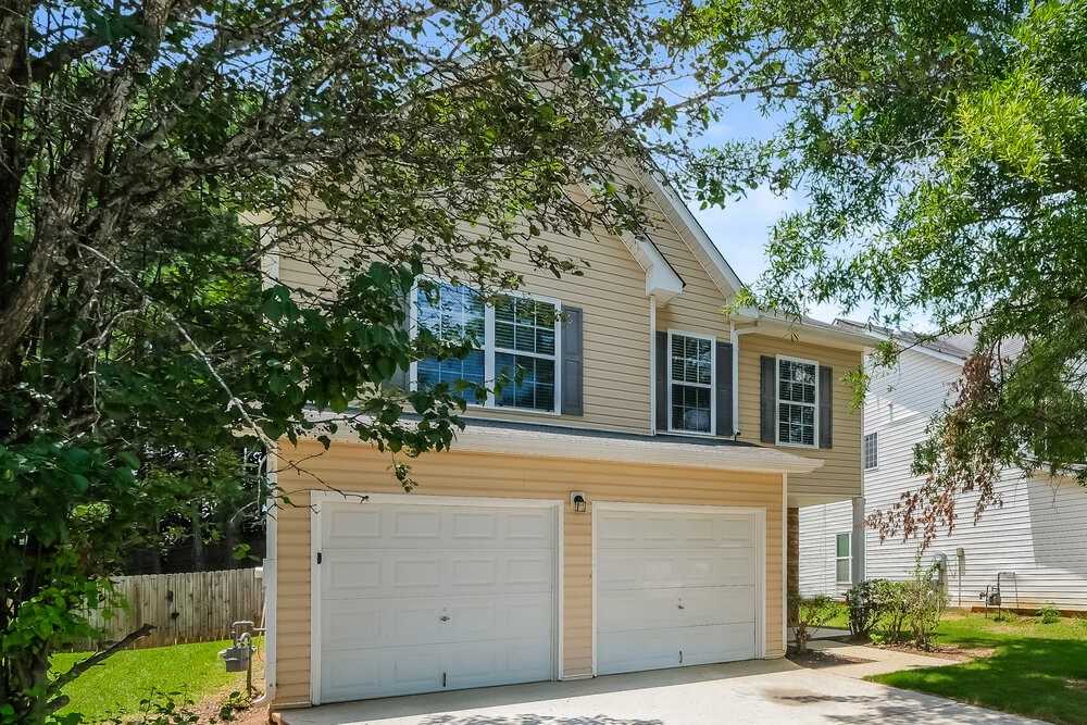 3038 Summer Breeze Dr - Photo 4 of 17