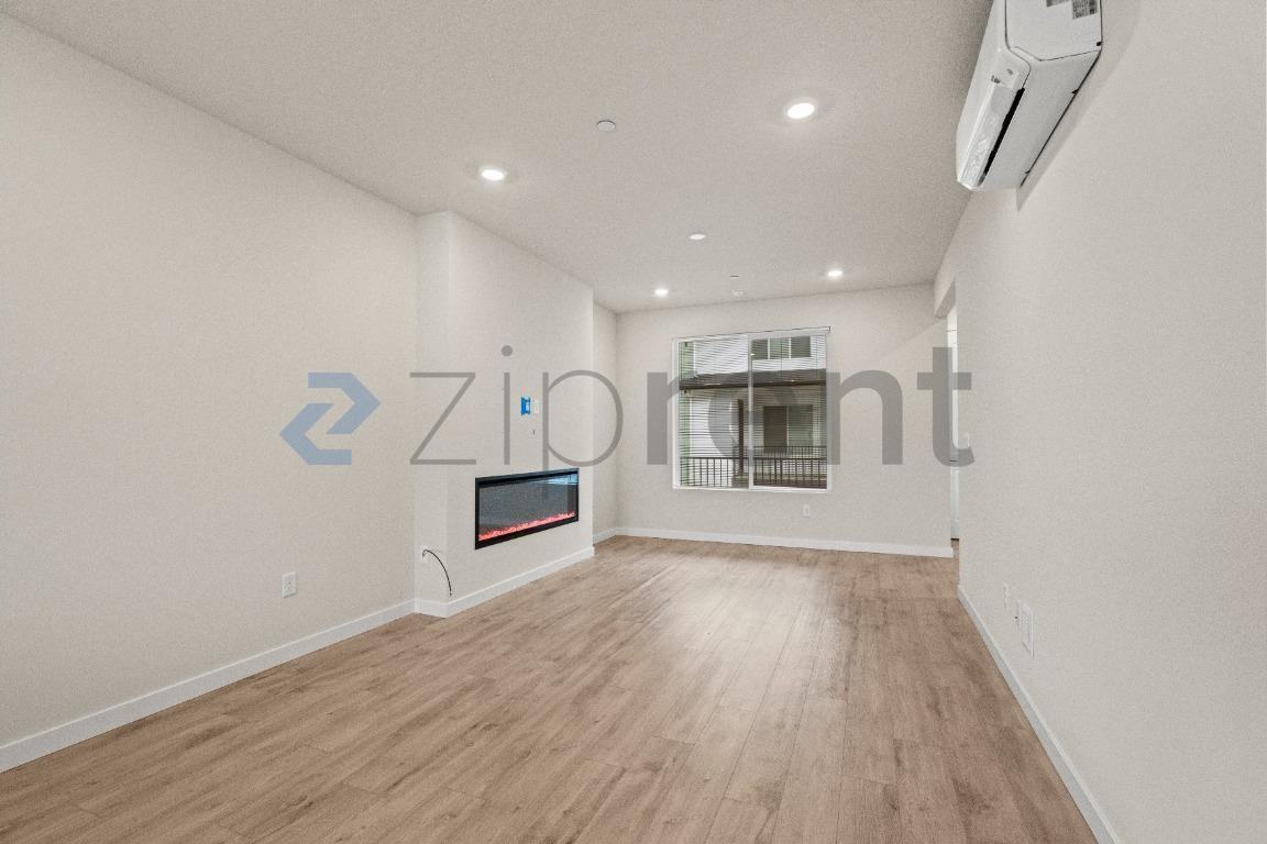 626 164th St Sw #H4 - Photo 6 of 19