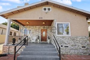 featured image of 233 S Benton Way