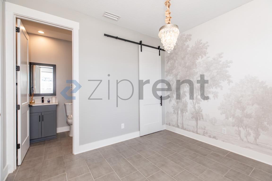 1625 Bridgeton Dr - Photo 7 of 34