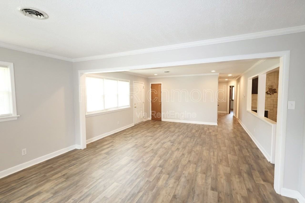 5601 Eunice Dr - Photo 7 of 27