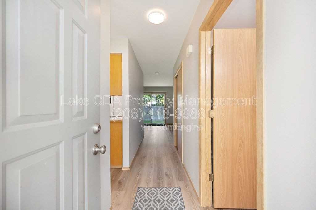 1611 E Montana Ave #C - Photo 2 of 50