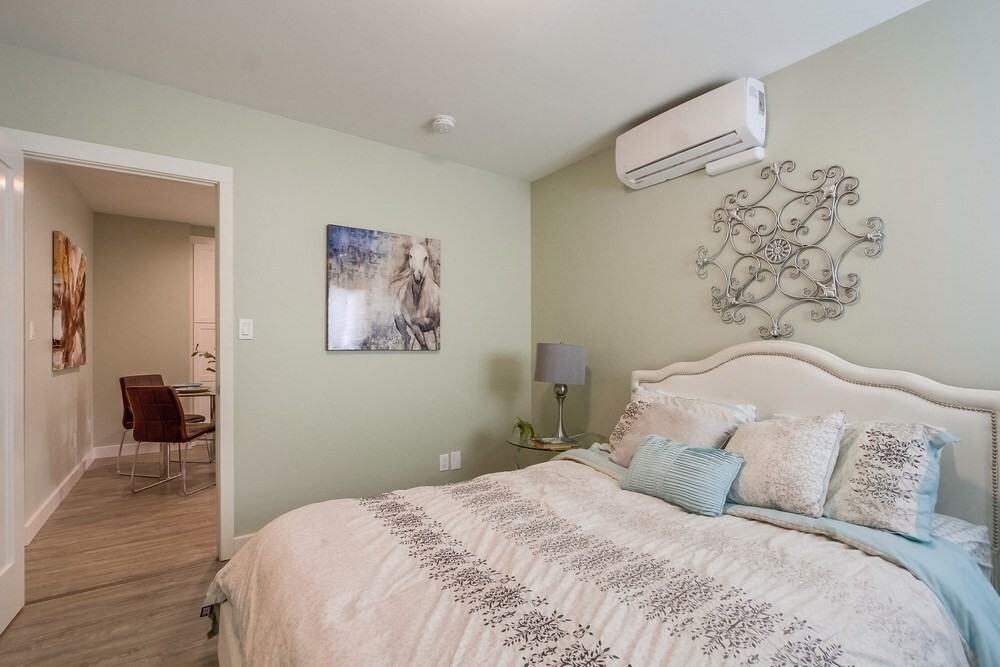 1409 Brookes Ave #B - Photo 6 of 26
