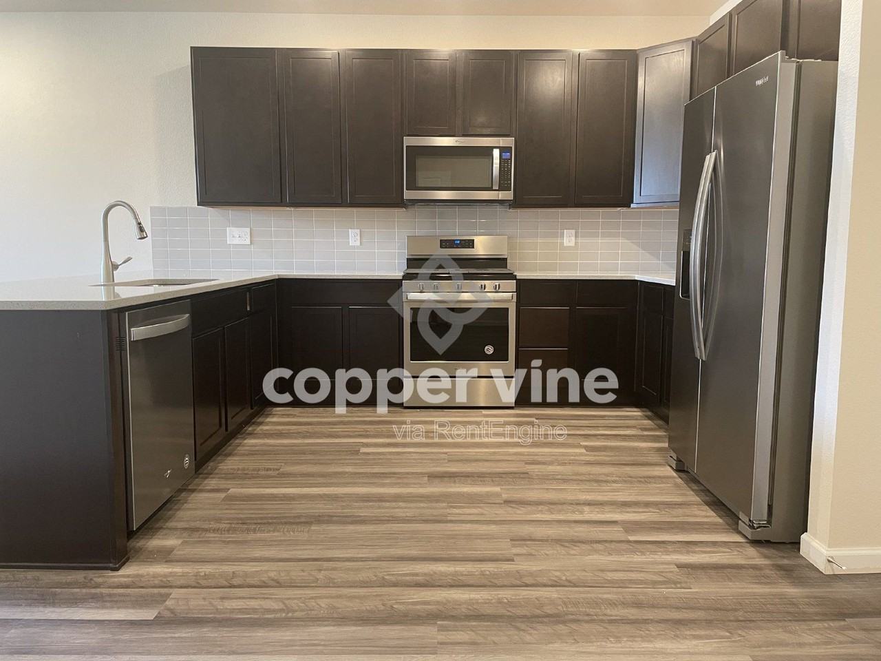 161 Ambrose St - Photo 6 of 20