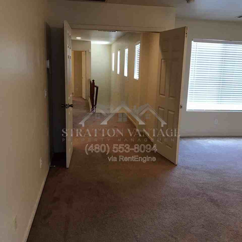 2919 S 93rd Ave - Photo 7 of 24