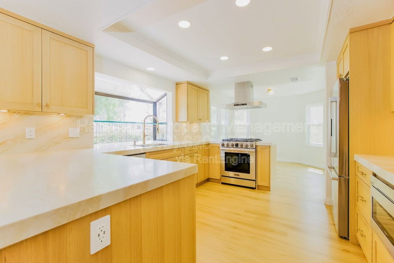 28142 Ambar - Photo 4 of 19