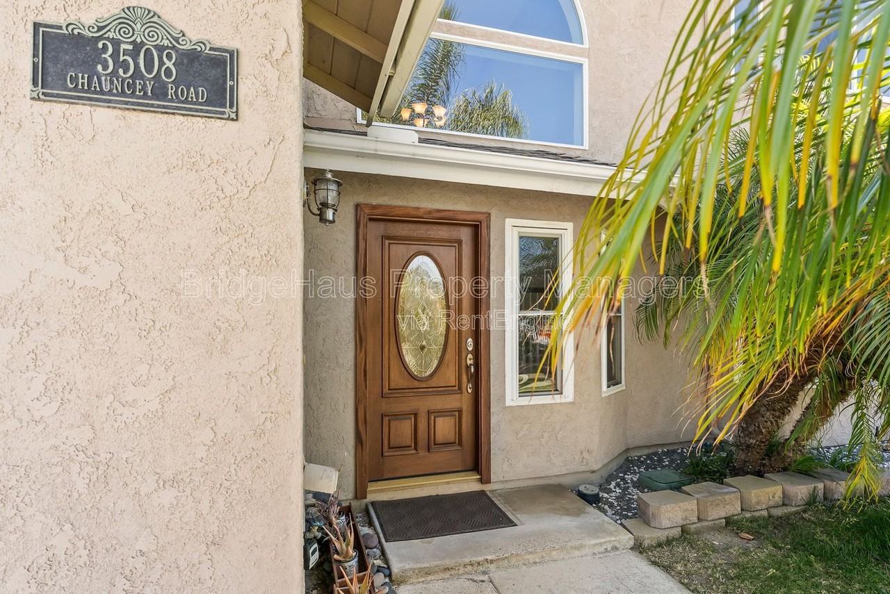 3508 Chauncey Rd - Photo 4 of 50