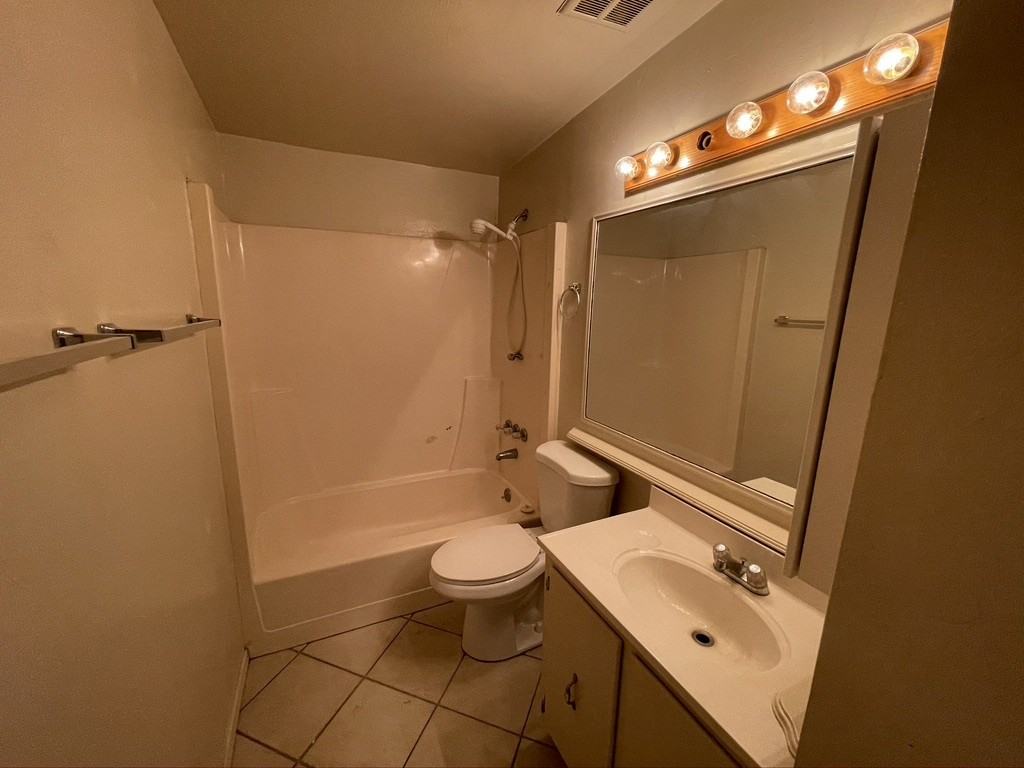 7655 E Tulip Tree St - Photo 2 of 31